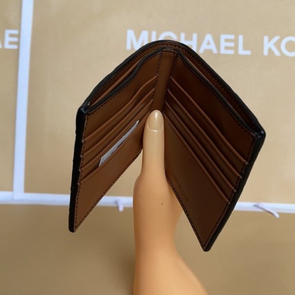 Michael Kors Cooper Billfold Men's Wallet - Picture 14 of 16